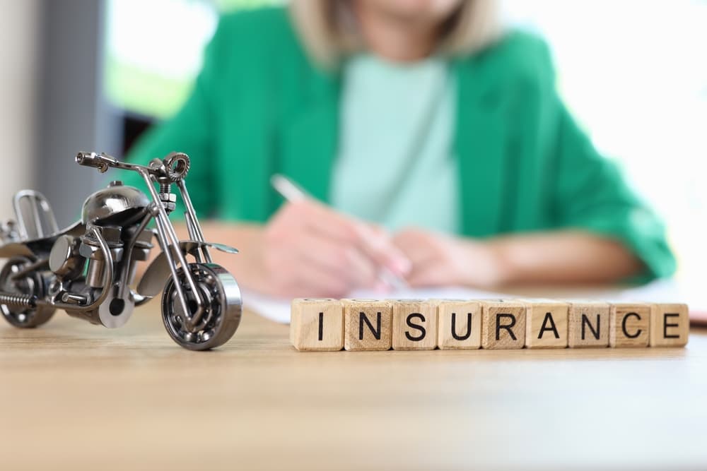 Should I Accept the First Offer from the Insurance Company Before Talking with a Lawyer